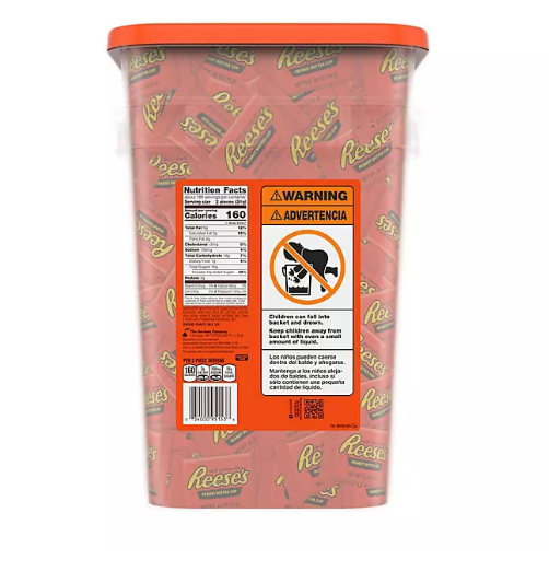 REESE'S Milk Chocolate Peanut Butter Snack Size Cups, Halloween Candy Bulk Bucket (206.8 oz., 375 pcs)