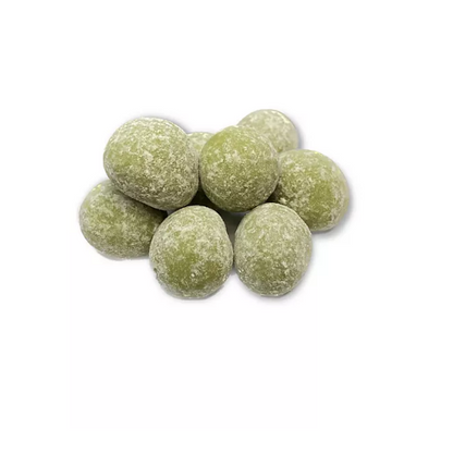 Member's Mark White Chocolate and Matcha Green Tea Covered Macadamia Nuts (18 oz.)