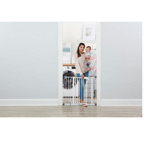 Regalo Easy Step Baby Gate, 29" - 34" or 35" - 38.5"