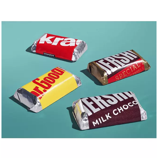 HERSHEY'S Miniatures Assorted Milk and Dark Chocolate Candy Bars, Individually Wrapped, Bulk Bag (56 oz., 180 Pieces)