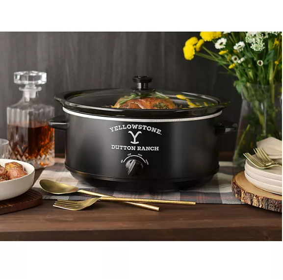 Yellowstone 7QT Slow Cooker in Matte Black