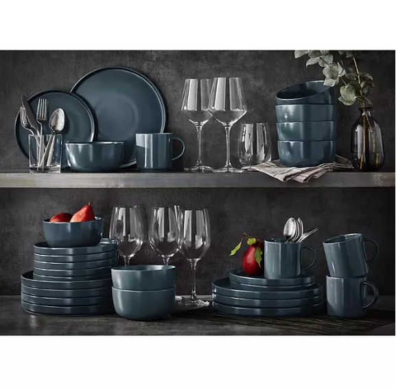 Member's Mark 24 Piece Modern Stoneware Dinnerware Set (Assorted Colors)