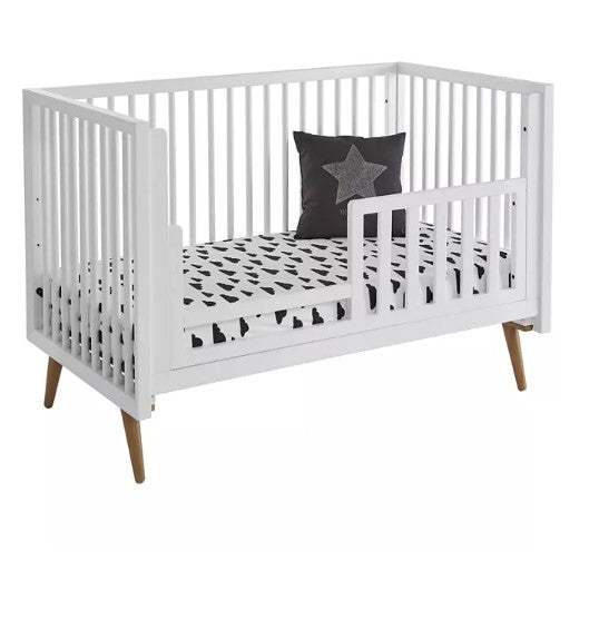 Contours Roscoe 3-in-1 Standard Crib, White and Maple Finish