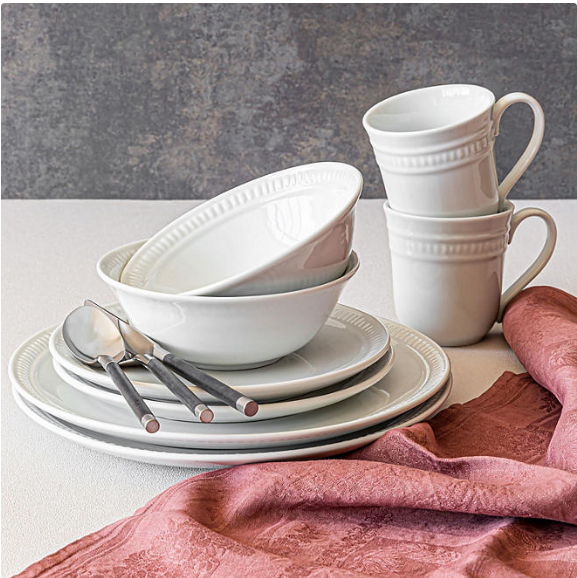 Overandback 32-Piece Embossed Dinnerware Set