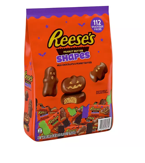 REESE'S Milk Chocolate Peanut Butter Snack Size, Halloween Assorted Shapes Candy Bulk Variety Bag (67.2 oz., 112 pc.)