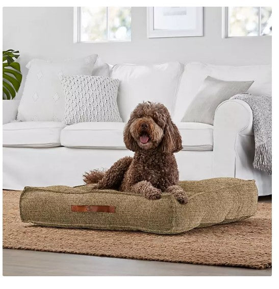 Member's Mark Tufted Pet Bed, 34" x 34" (Choose Your Color)