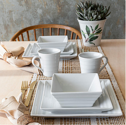 Overandback 32-Piece Ribbed Dinnerware Set