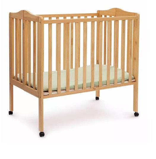 Delta Children Portable Crib with Mattress (Choose Your Color)