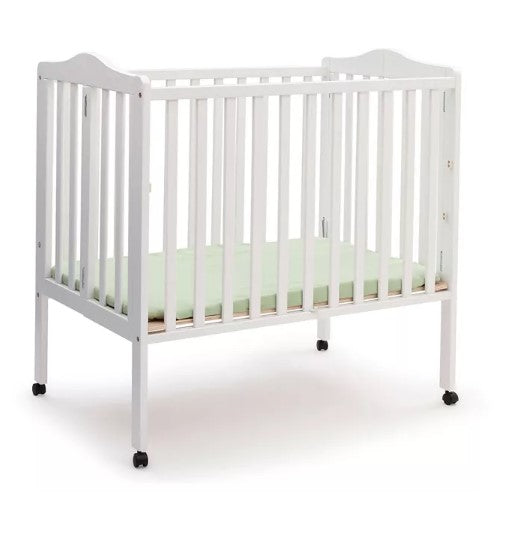 Delta Children Portable Crib with Mattress (Choose Your Color)