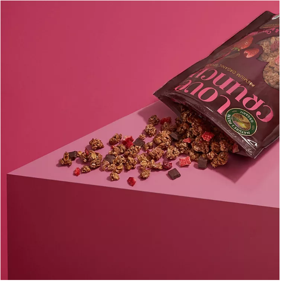 Love Crunch Dark Chocolate and Red Berries Granola (32 oz.)