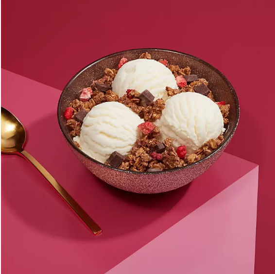 Love Crunch Dark Chocolate and Red Berries Granola (32 oz.)